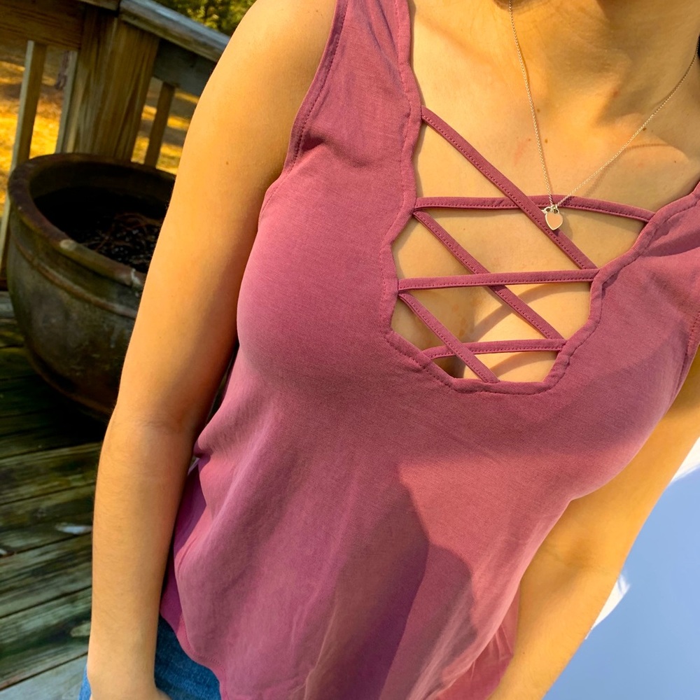 Soft and Sexy Tank Top!!